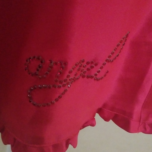 Lingerie - Picture 4 of 5